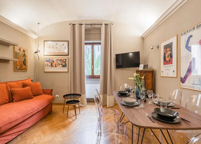Apartment The Rent - Charming Flat Near Colosseo *