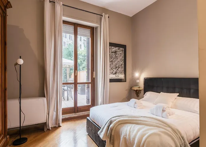 Apartment The Rent - Charming Flat Near Colosseo *