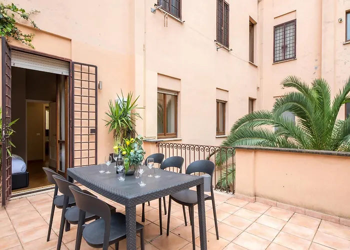 Apartment The Rent - Charming Flat Near Colosseo Rom